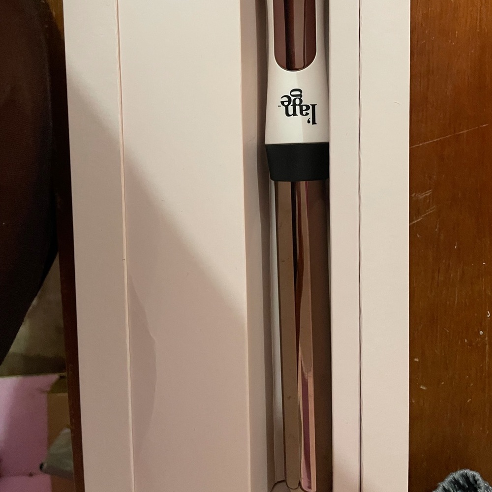 Wand for hair